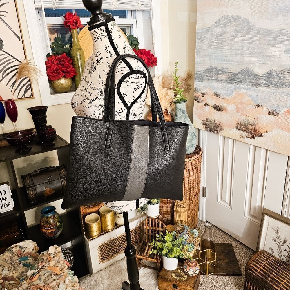 Vince Camuto Black & Grey  Pebbled Vegan Leather Stylish Tote Bag.